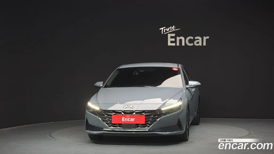 Hyundai AVANTE — фото 3