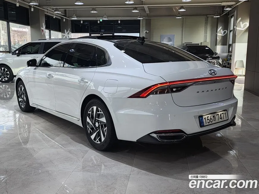 Hyundai Grandeur 2023 из KR, фото 4
