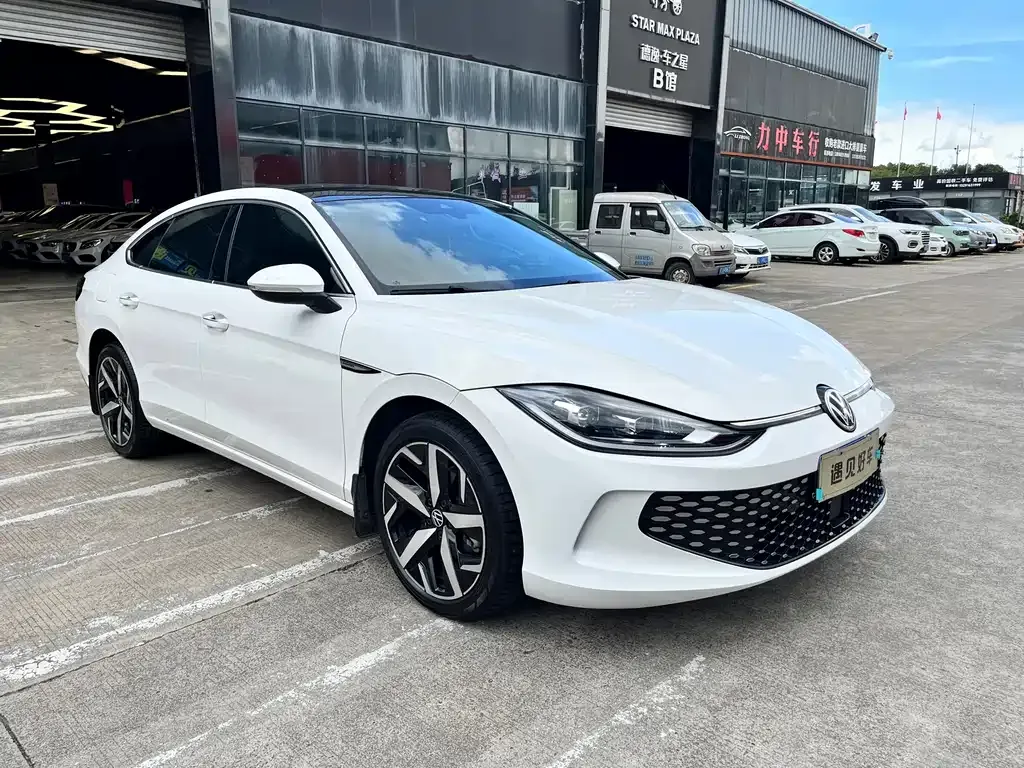Volkswagen Lamando 2023 из CN, фото 3