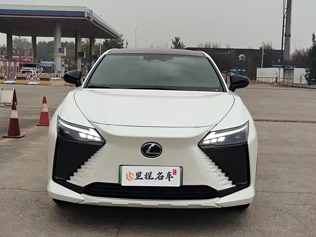 Lexus RZ 2023 из CN, фото 2