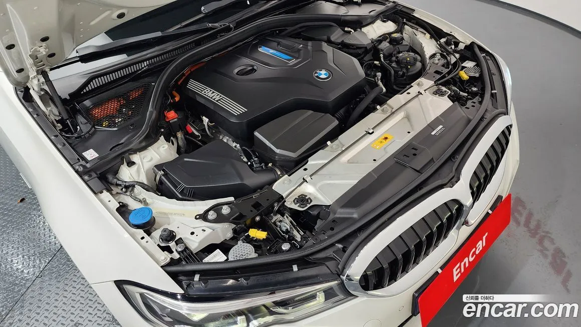 BMW 3-Series 2022 из KR, фото 6