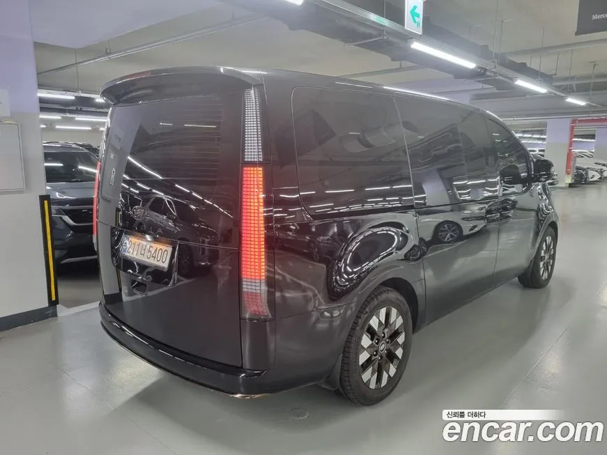 Hyundai Staria 2023 из KR, фото 2