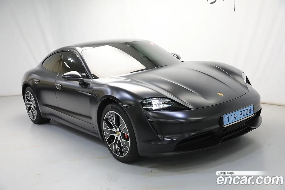 Porsche Taycan 2021 из KR, фото 1