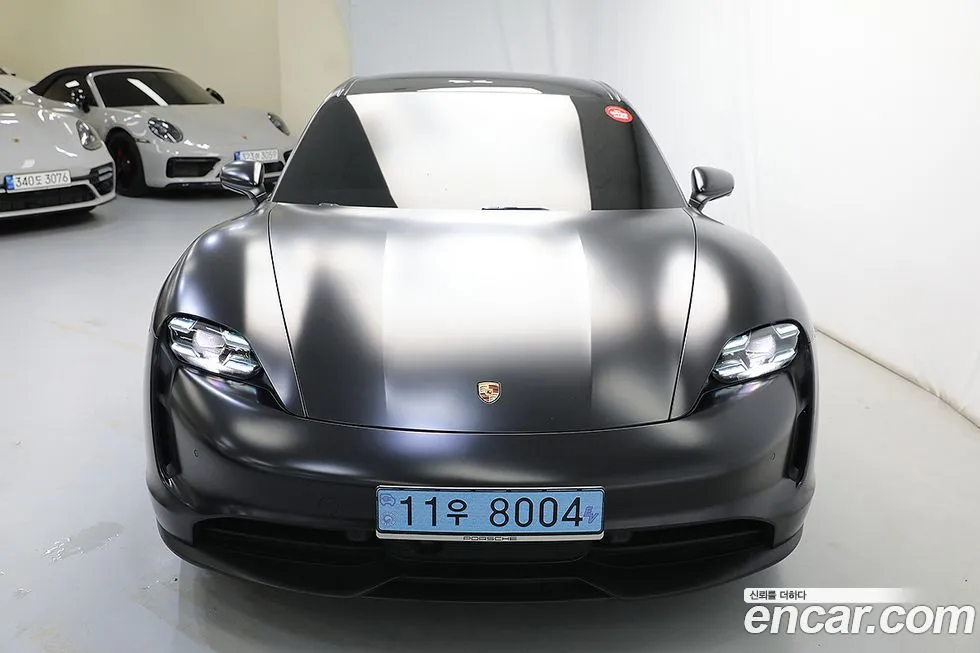Porsche Taycan 2021 из KR, фото 2