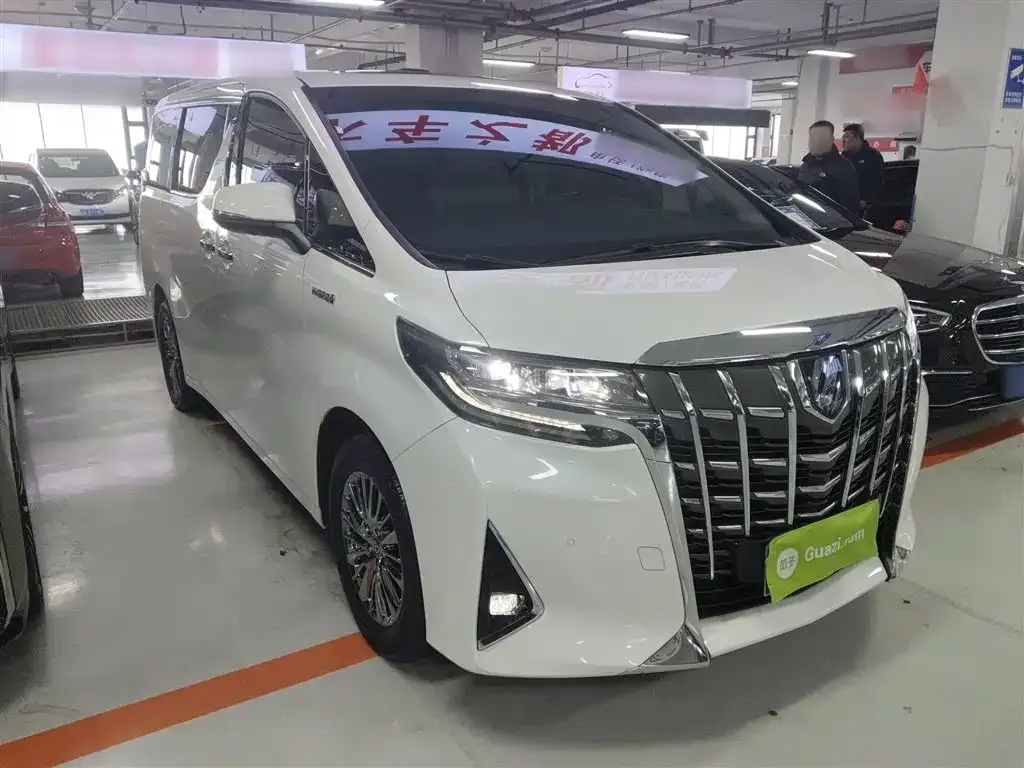 Toyota Alphard 2022 из CN, фото 4