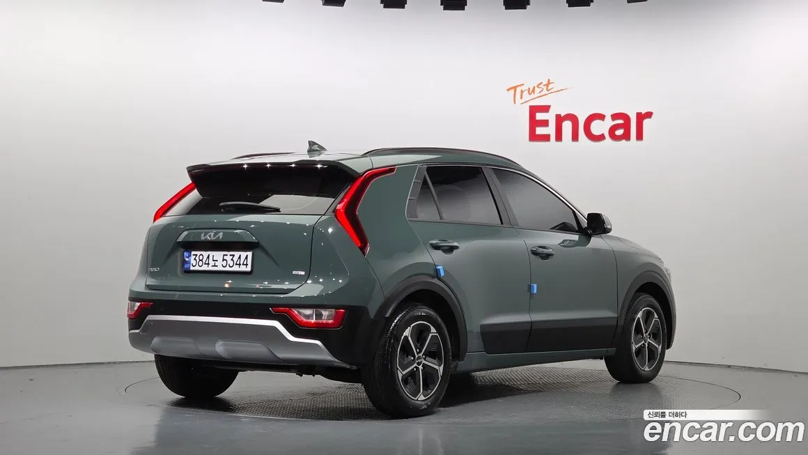 Kia Niro 2022 из KR, фото 2