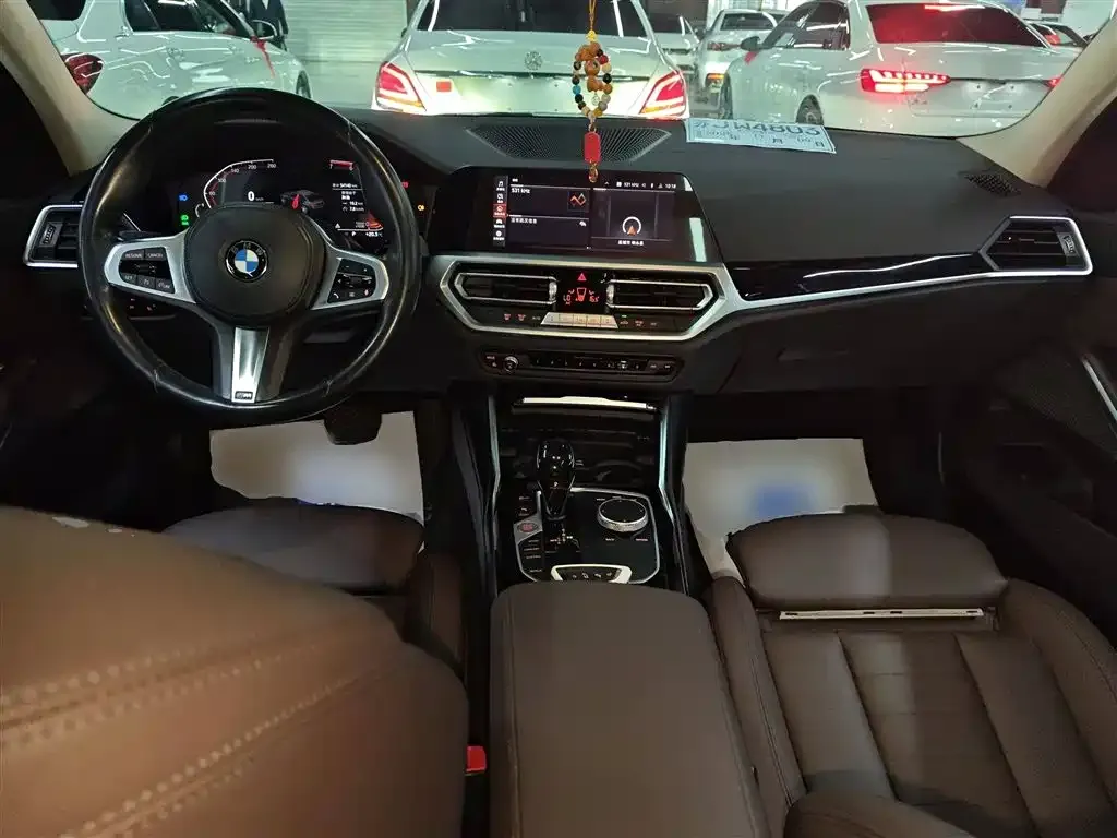 BMW 3 Series 2021 из CN, фото 10
