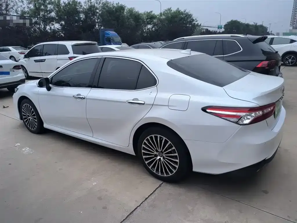 Toyota Camry 2022 из CN, фото 9