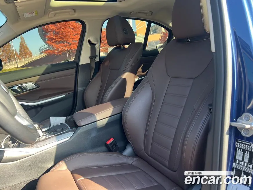 BMW 3-Series 2022 из KR, фото 9
