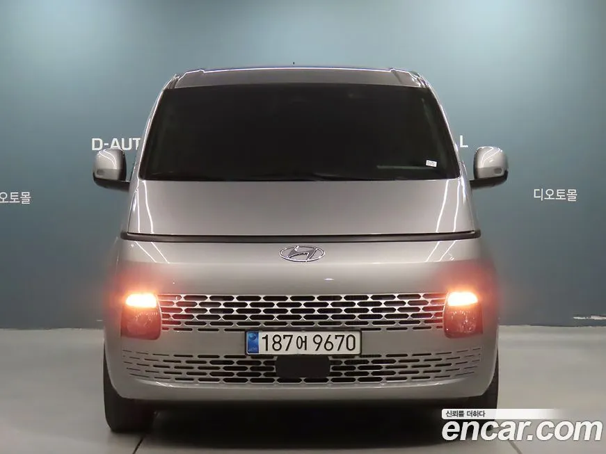 Hyundai Staria 2024 из KR, фото 2
