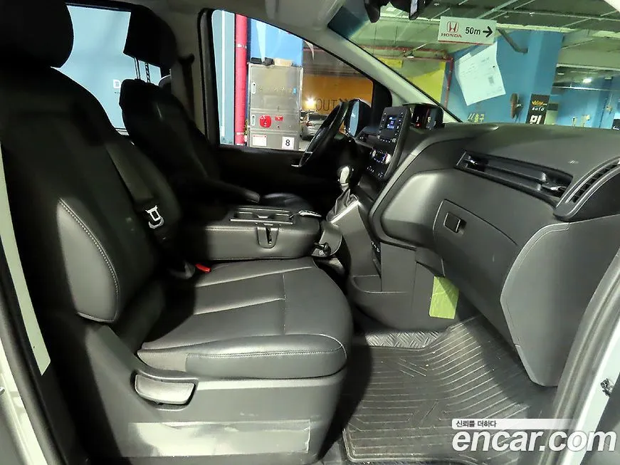 Hyundai Staria 2024 из KR, фото 8