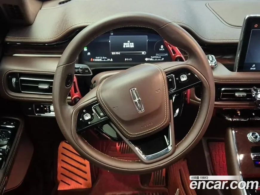 Lincoln Aviator — фото 9