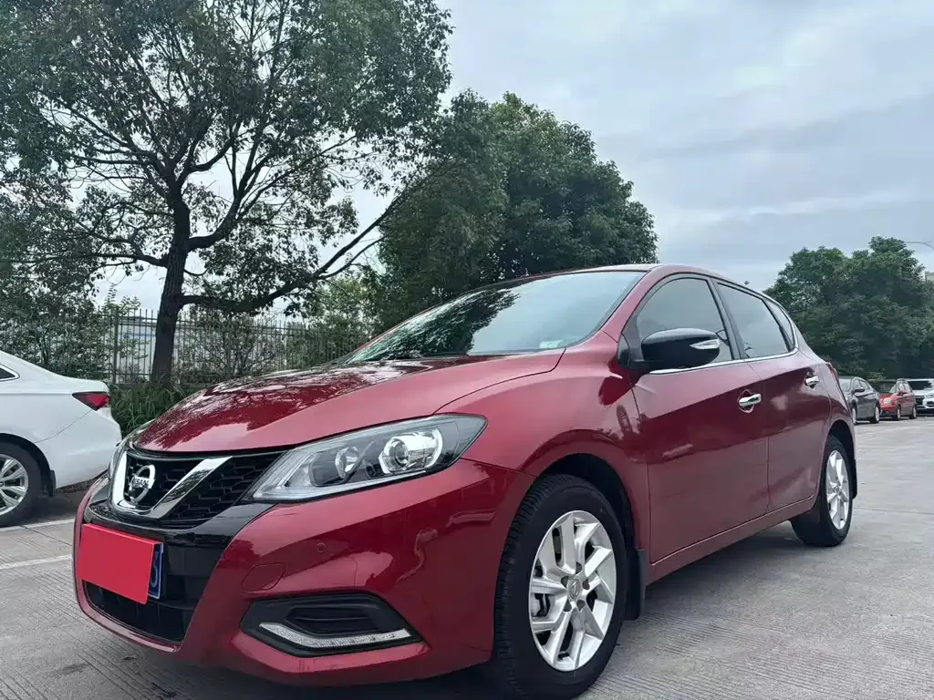 Nissan Tiida 2021 из CN, фото 1