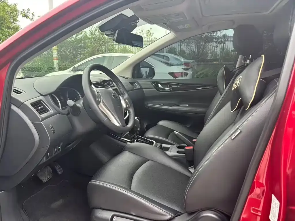 Nissan Tiida 2021 из CN, фото 4