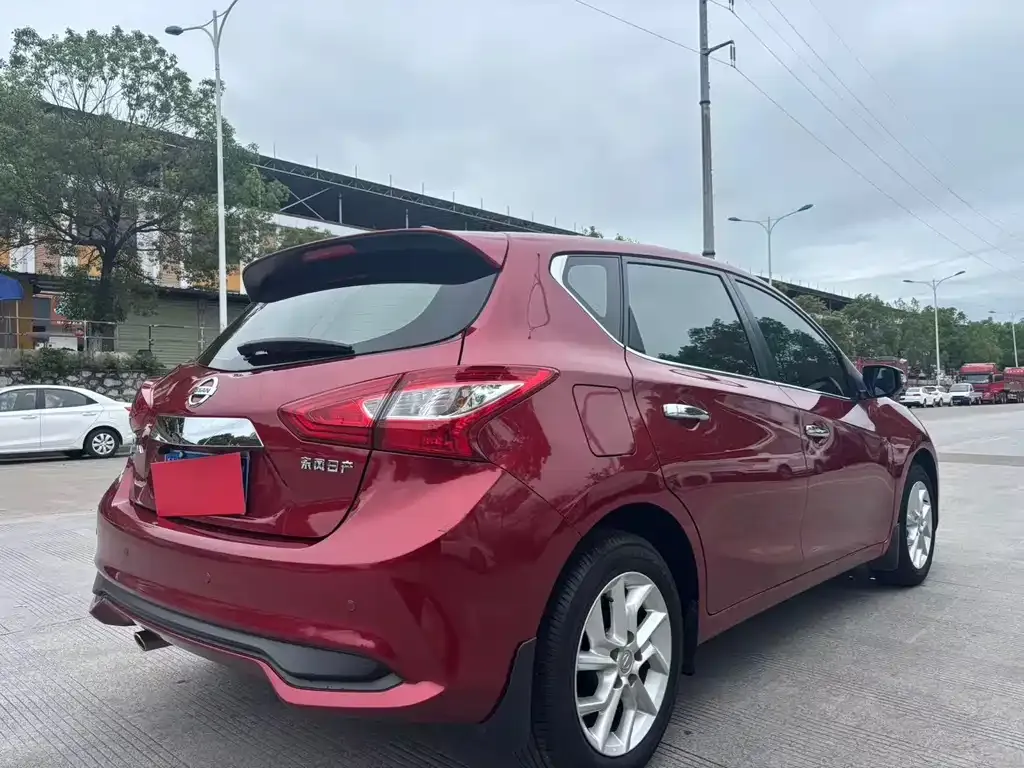 Nissan Tiida 2021 из CN, фото 7