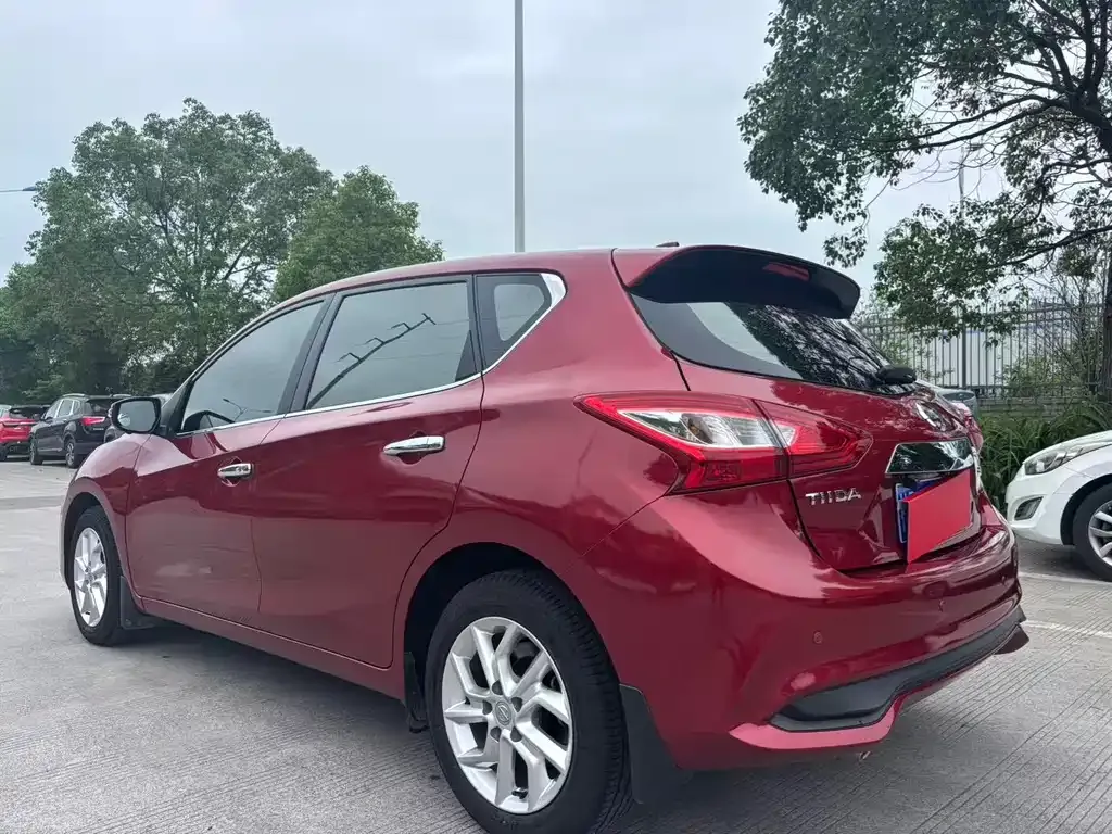 Nissan Tiida 2021 из CN, фото 9
