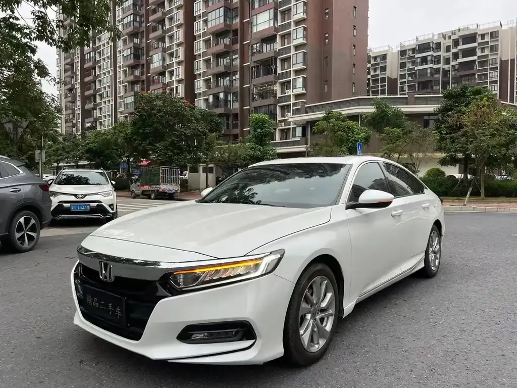 Honda Accord 2021 из CN, фото 3