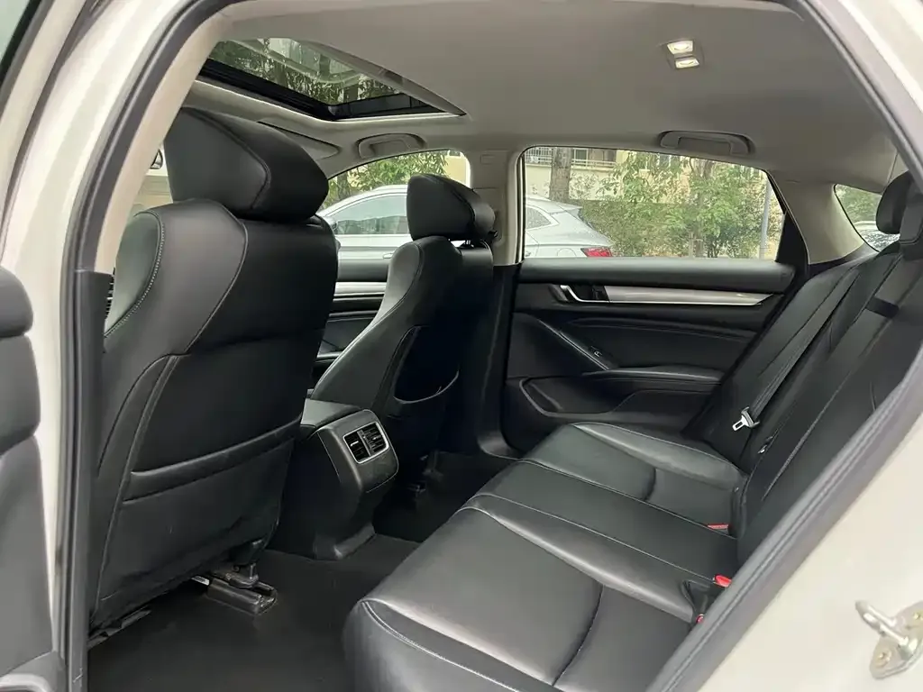 Honda Accord 2021 из CN, фото 8