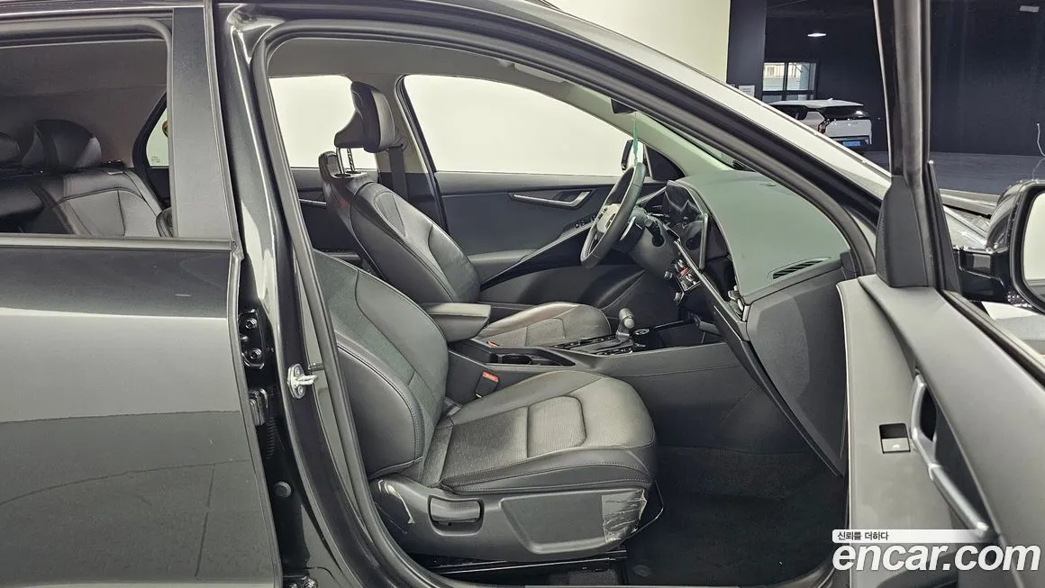 Kia Niro 2023 из KR, фото 10
