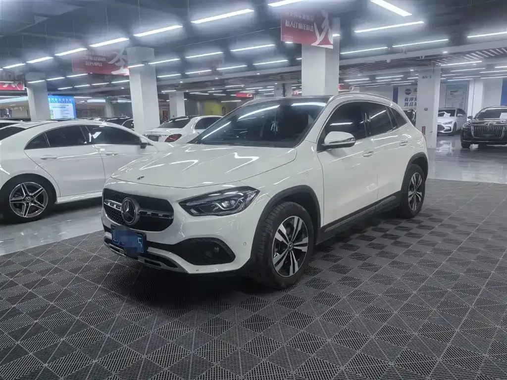 Mercedes-Benz GLA 2023 из CN, фото 1