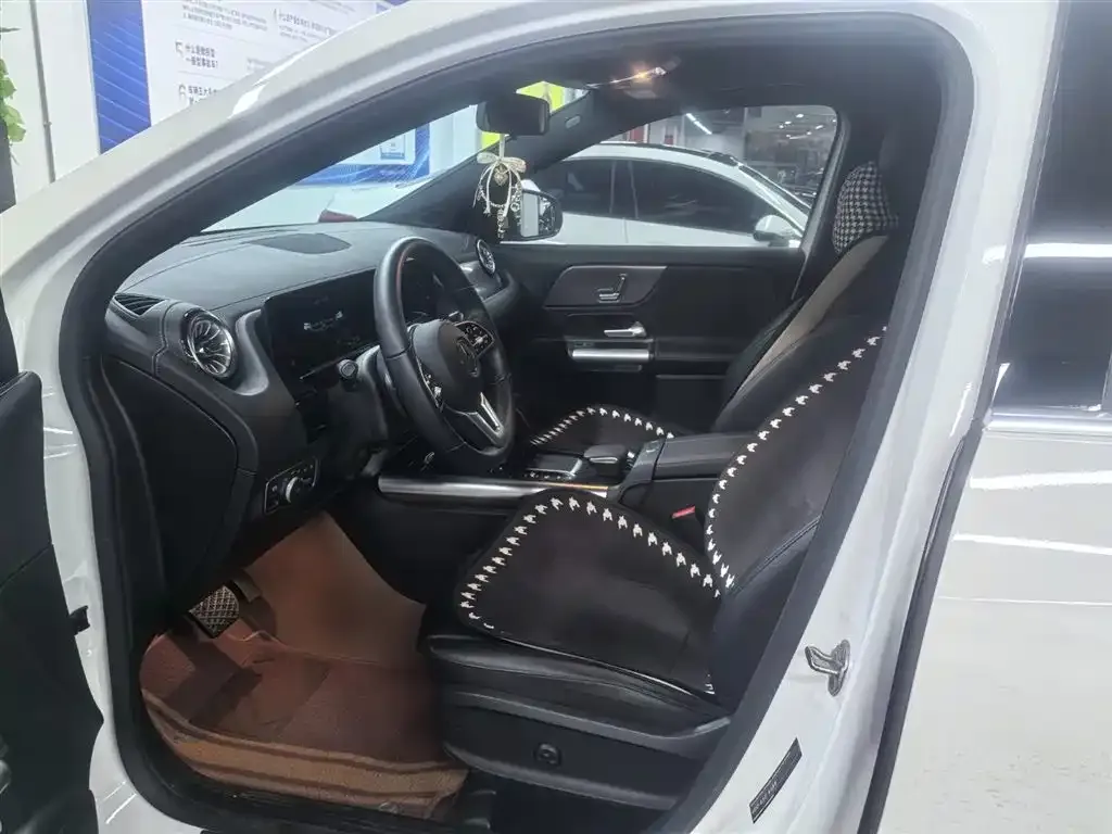 Mercedes-Benz GLA 2023 из CN, фото 6