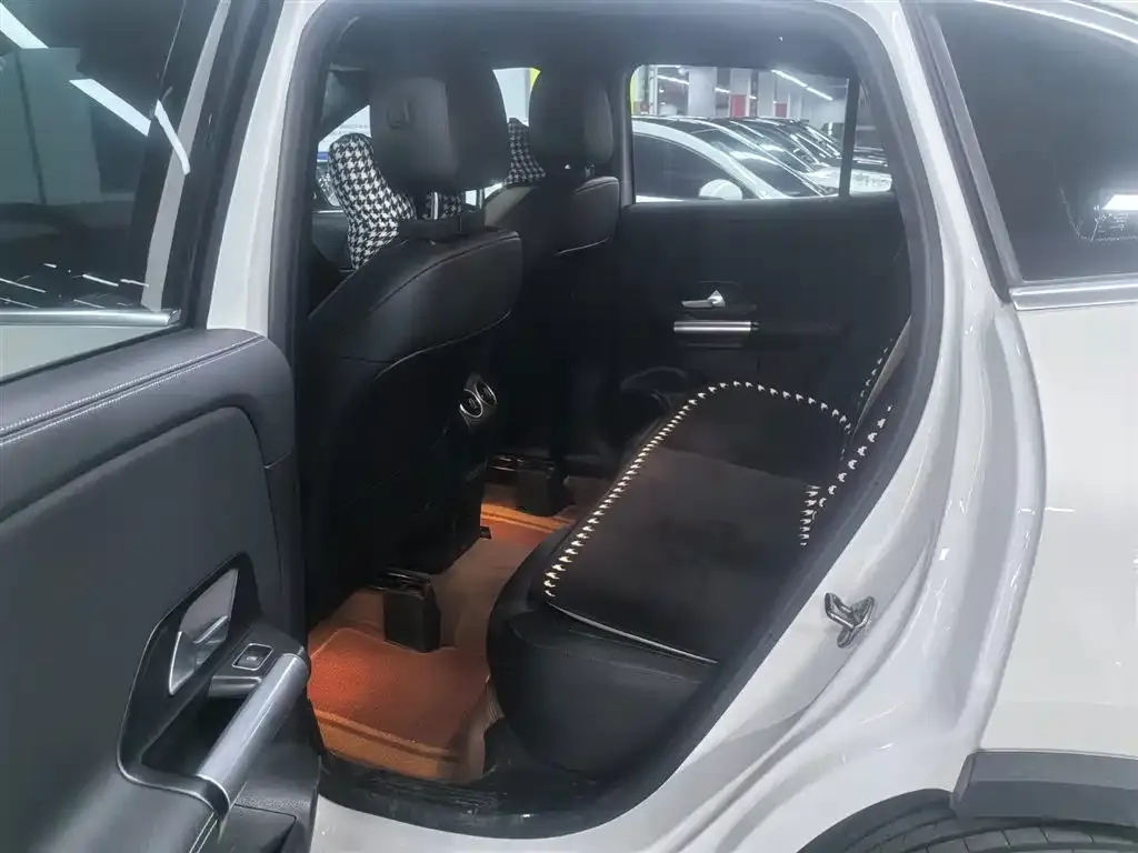 Mercedes-Benz GLA 2023 из CN, фото 7