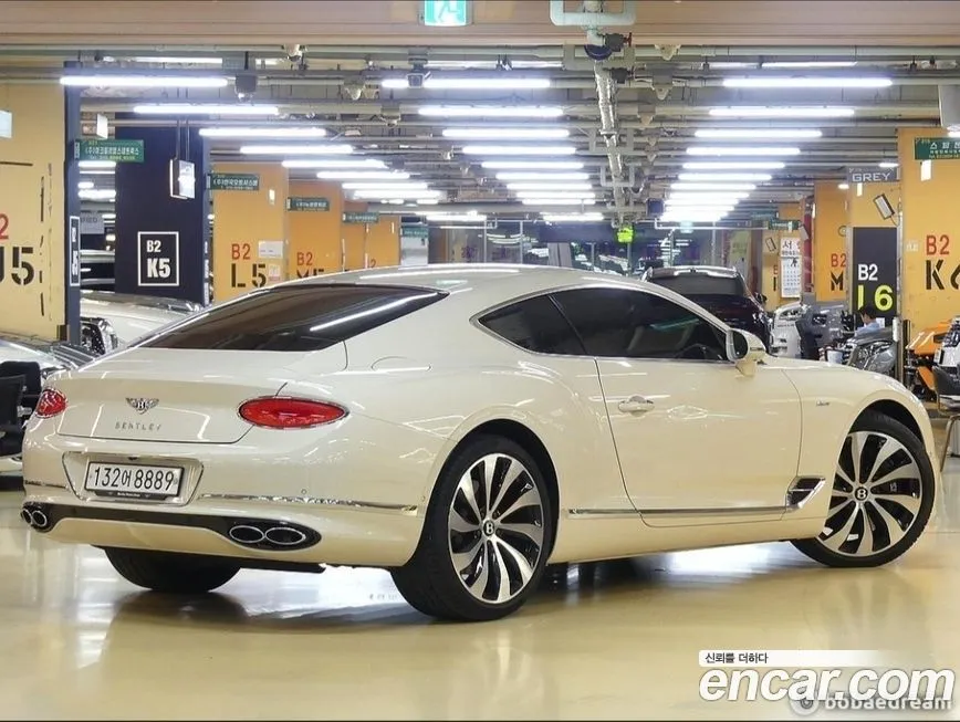 Bentley Continental 2024 из KR, фото 3