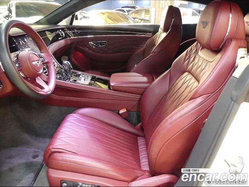 Bentley Continental 2024 из KR, фото 6