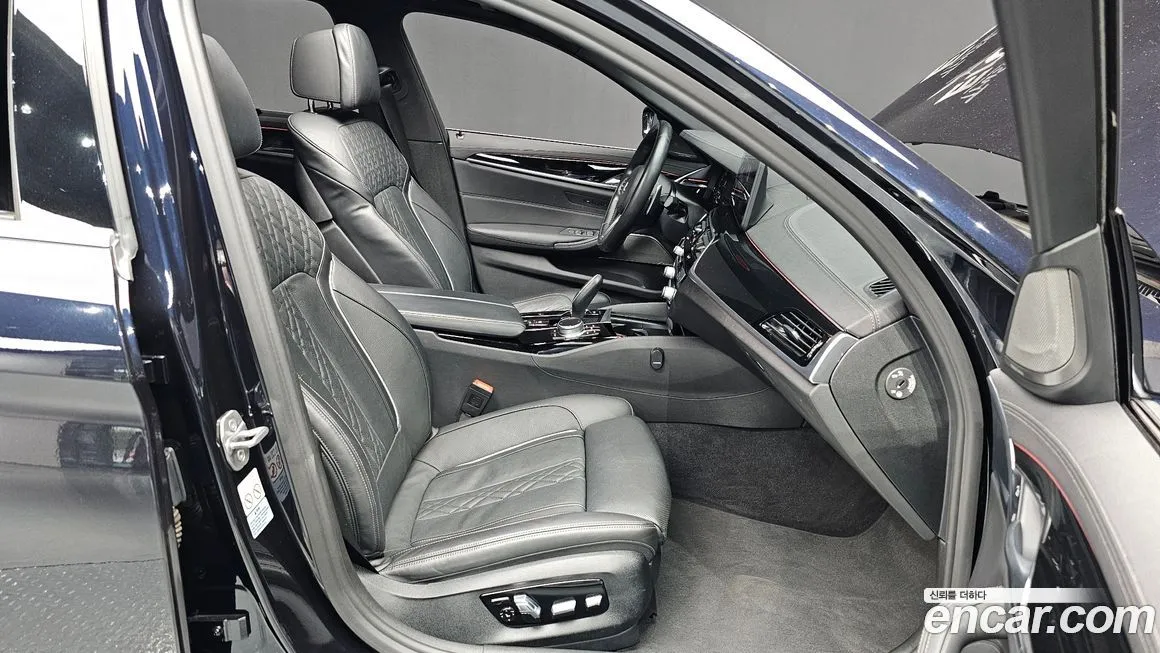 BMW 5-Series 2022 из KR, фото 10