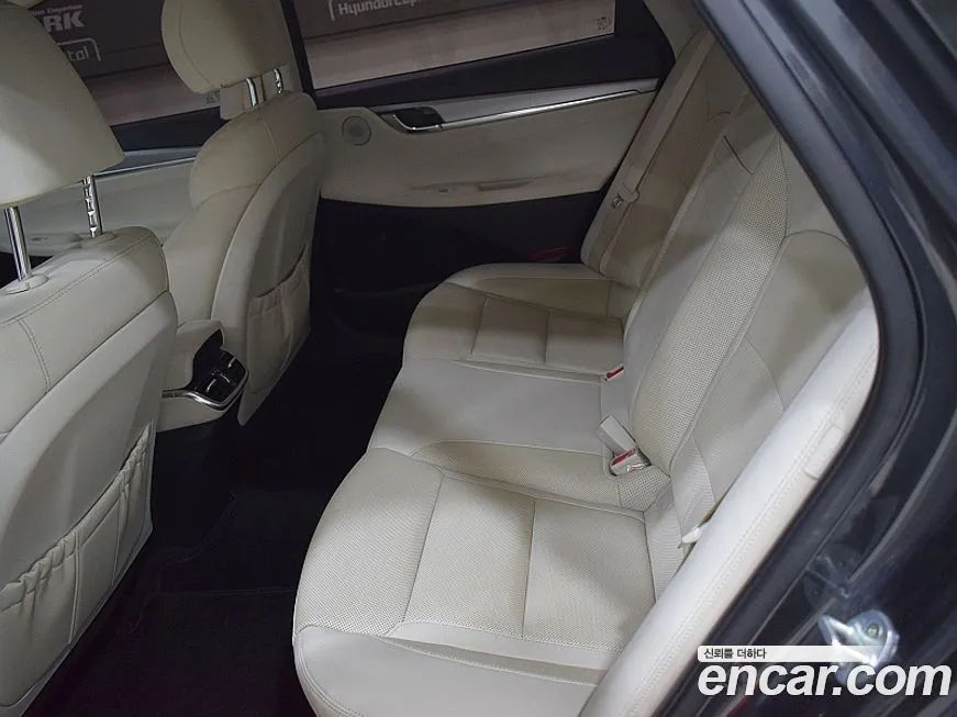 Hyundai Grandeur — фото 10