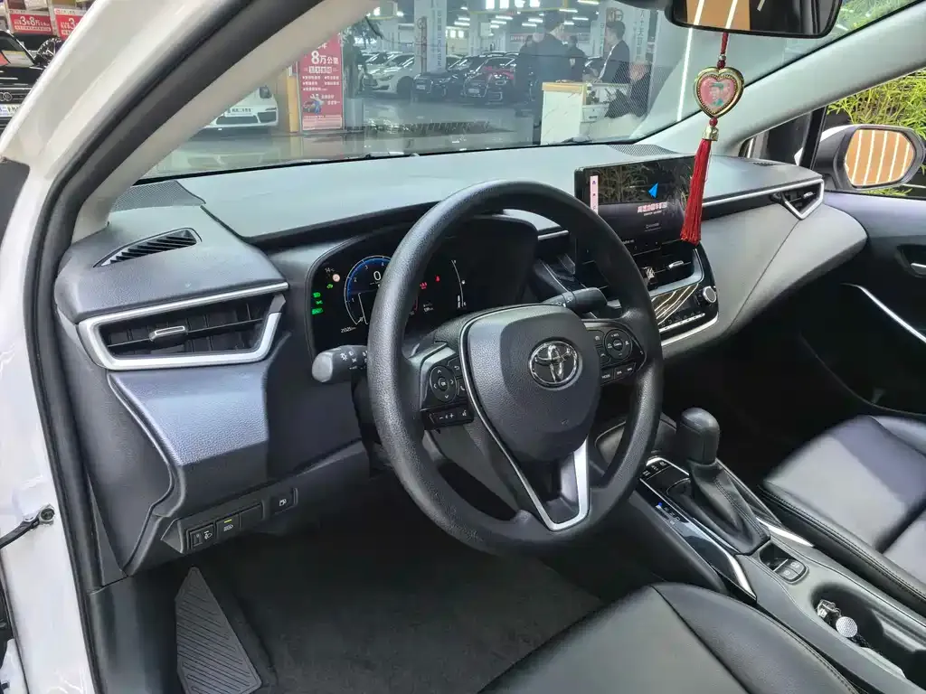 Toyota Corolla 2023 из CN, фото 9