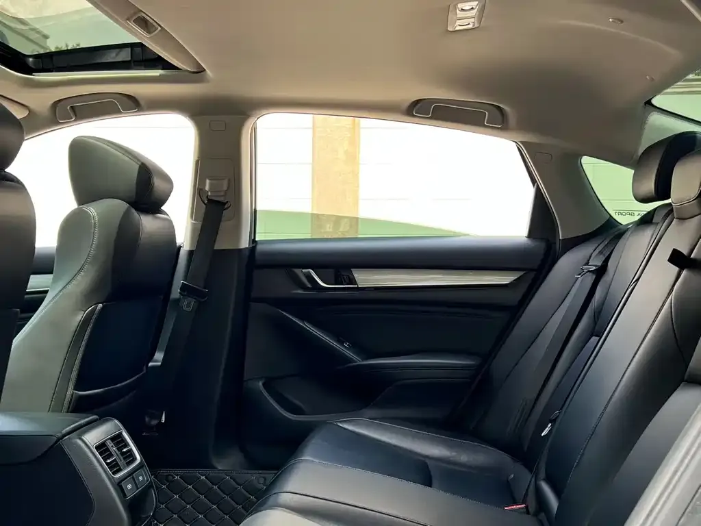 Honda Accord 2022 из CN, фото 6
