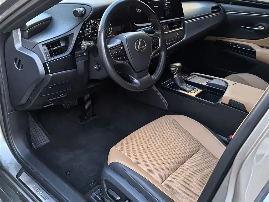 Lexus ES 2022 из CN, фото 5
