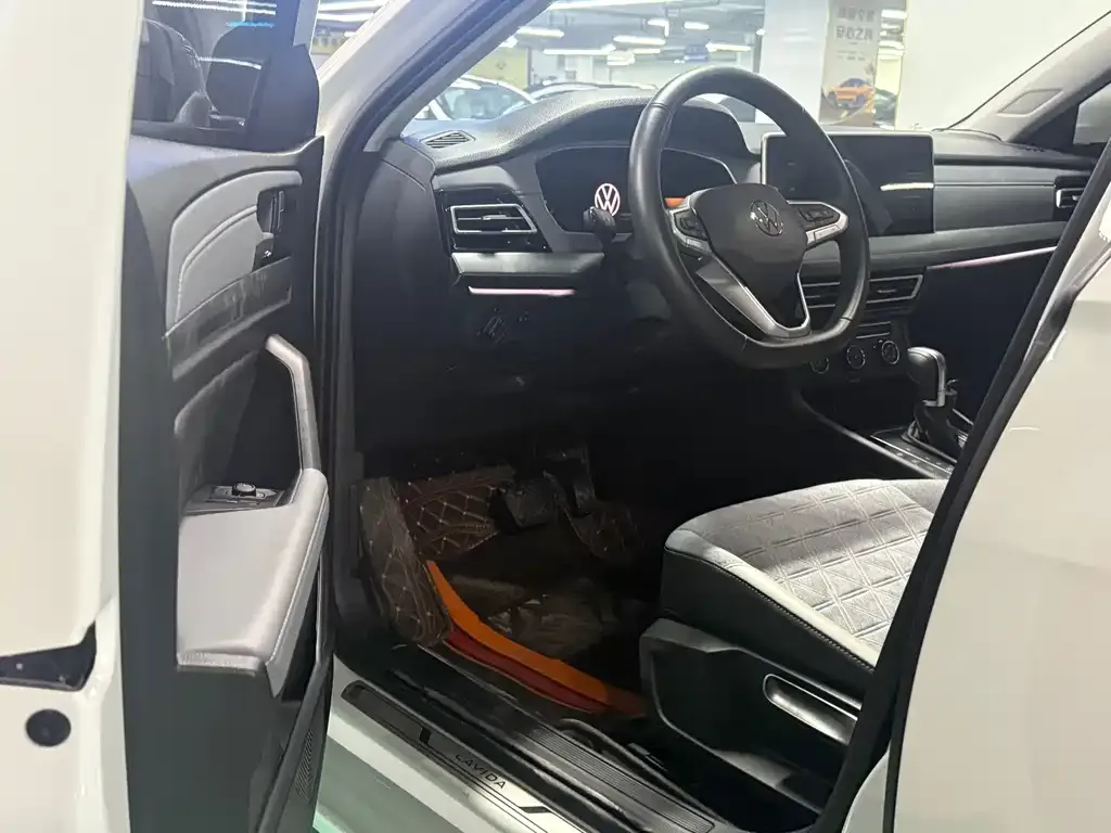 Volkswagen Lavida 2023 из CN, фото 4