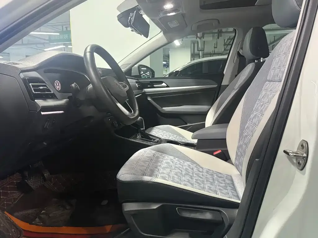 Volkswagen Lavida 2023 из CN, фото 6