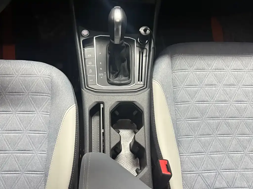 Volkswagen Lavida 2023 из CN, фото 9