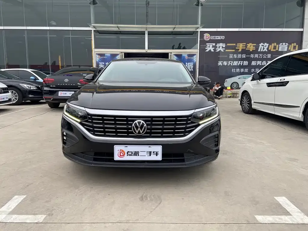Volkswagen Passat 2022 из CN, фото 2