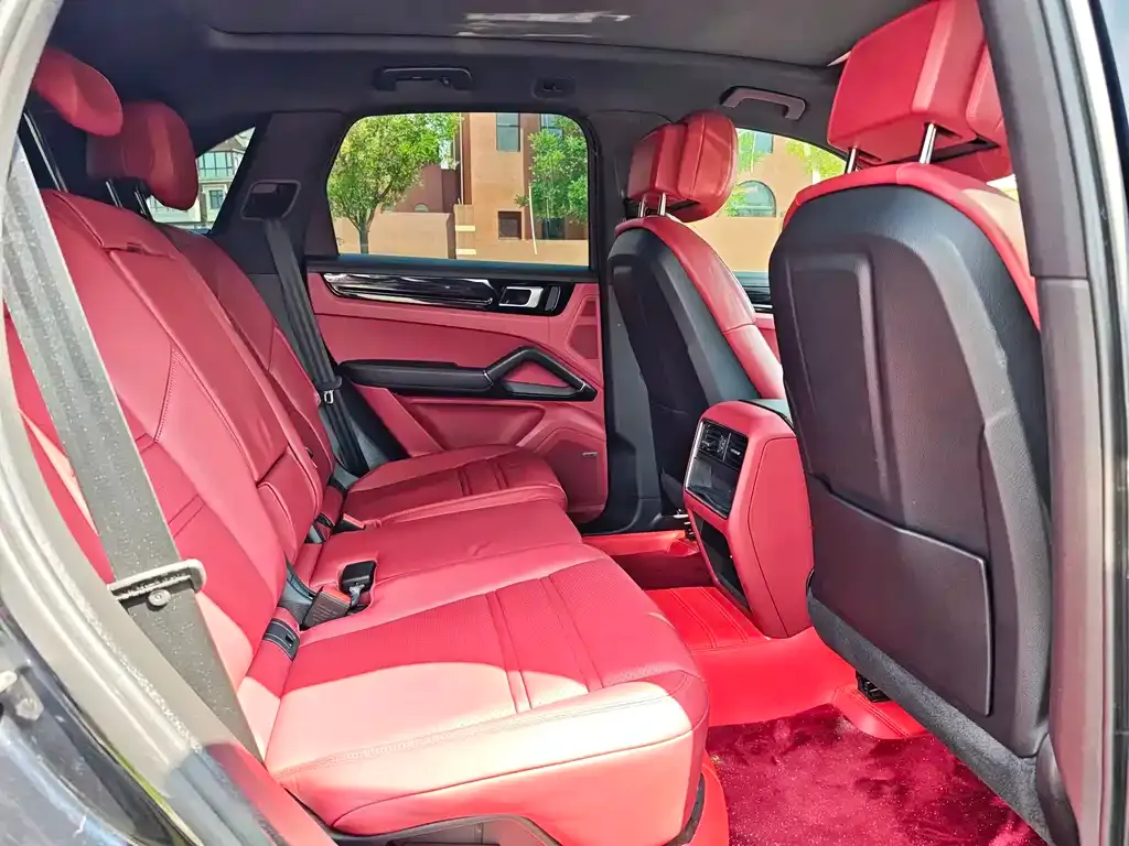 Porsche Cayenne Hybrid 2023 из CN, фото 6