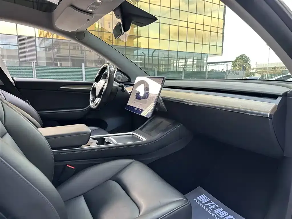 Tesla Model Y 2022 из CN, фото 10