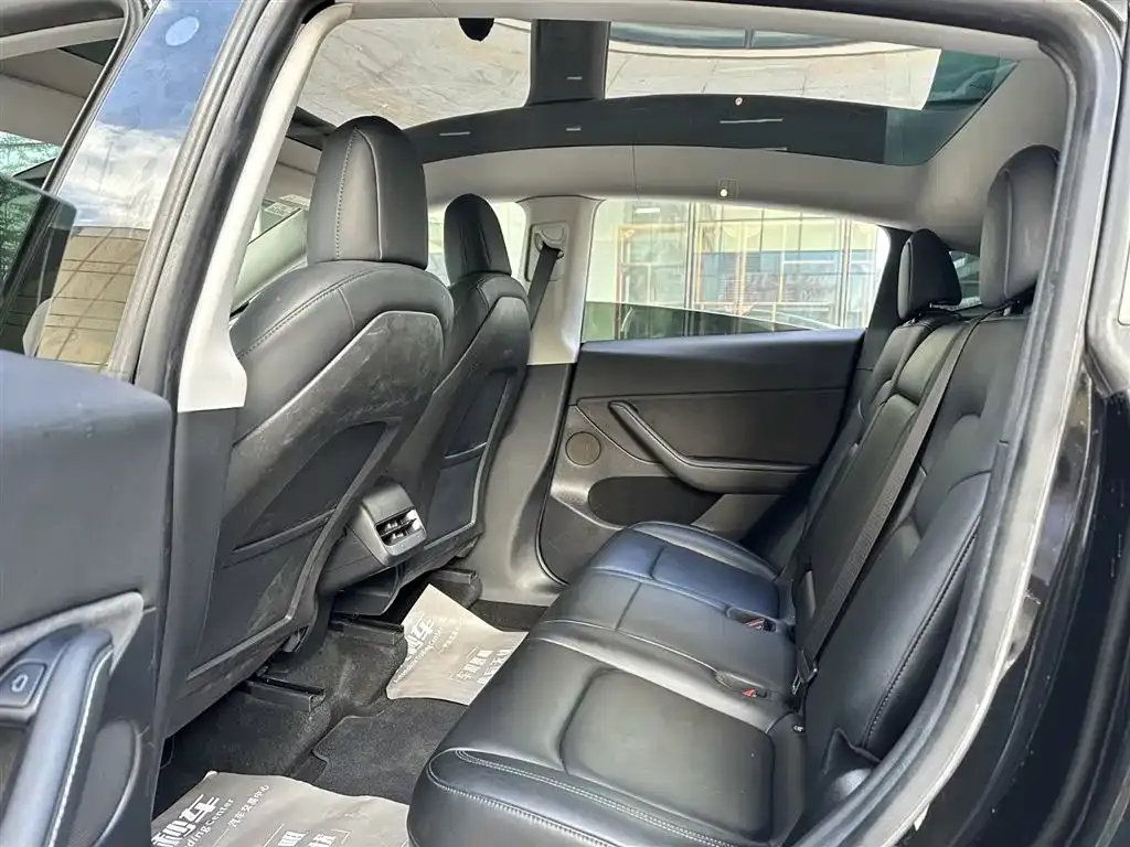 Tesla Model Y 2022 из CN, фото 8