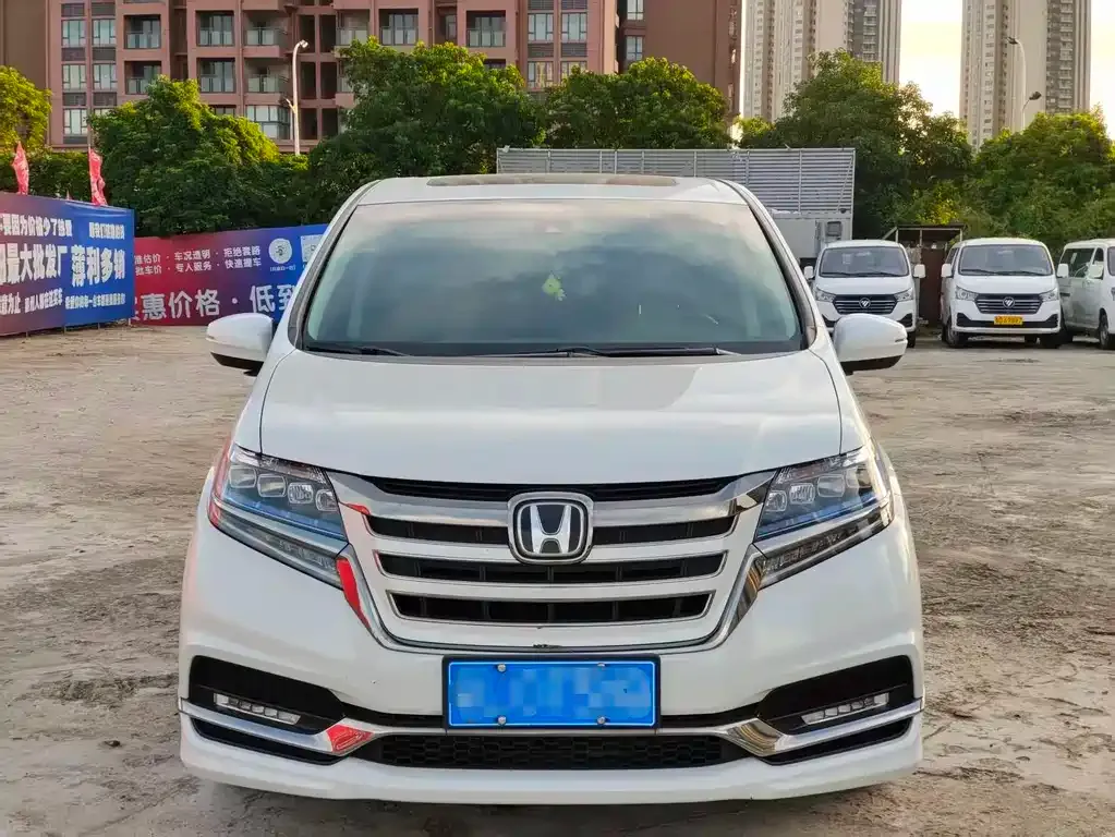 Honda Elysion 2021 из CN, фото 2