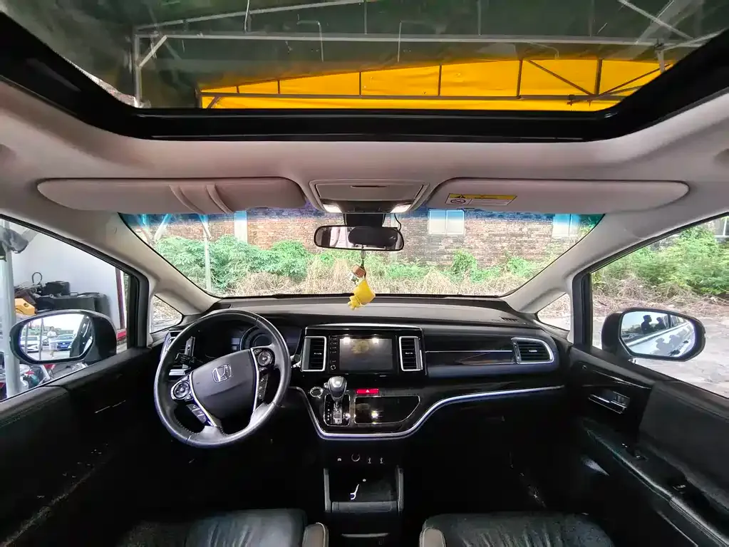 Honda Elysion 2021 из CN, фото 5