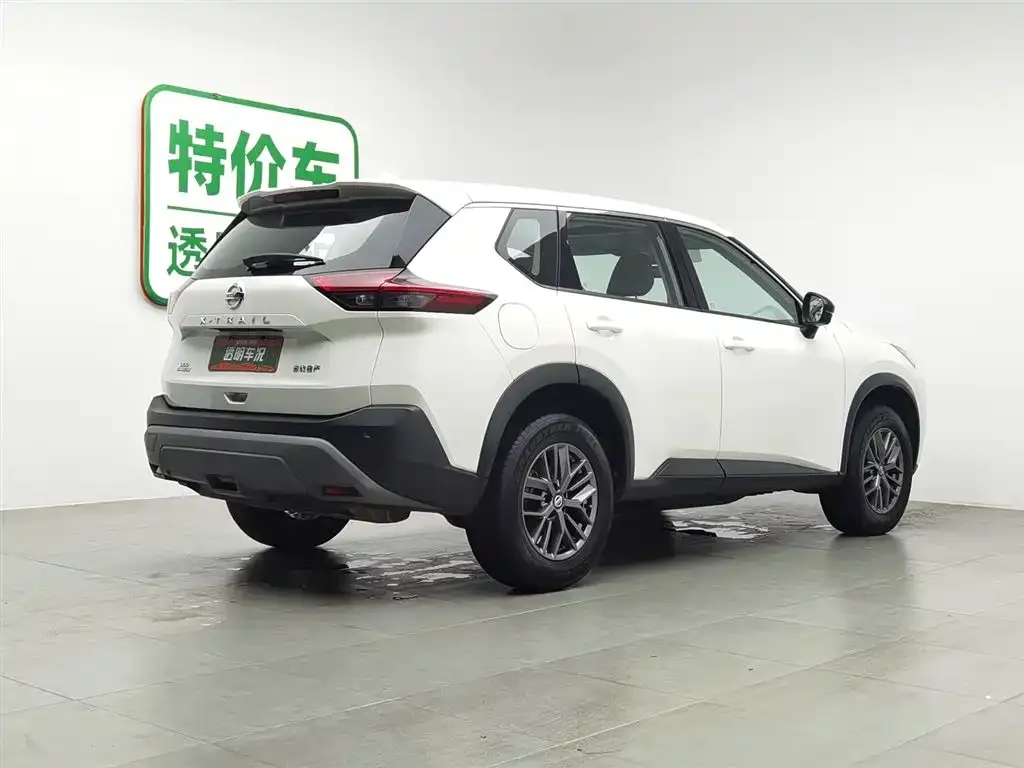 Nissan X-Trail 2022 из CN, фото 2