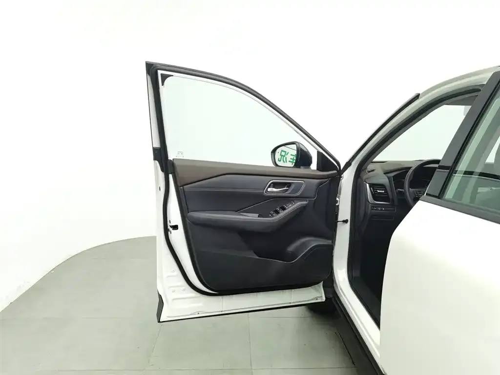 Nissan X-Trail 2022 из CN, фото 8