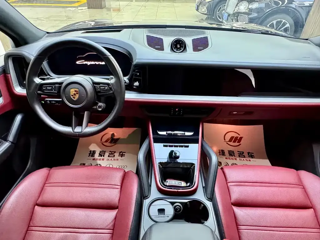 Porsche Cayenne 2024 из CN, фото 10