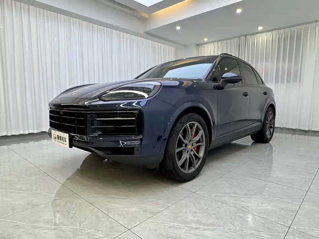 Porsche Cayenne 2024 из CN, фото 2