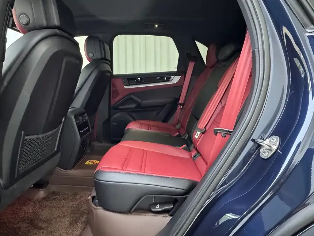 Porsche Cayenne 2024 из CN, фото 7