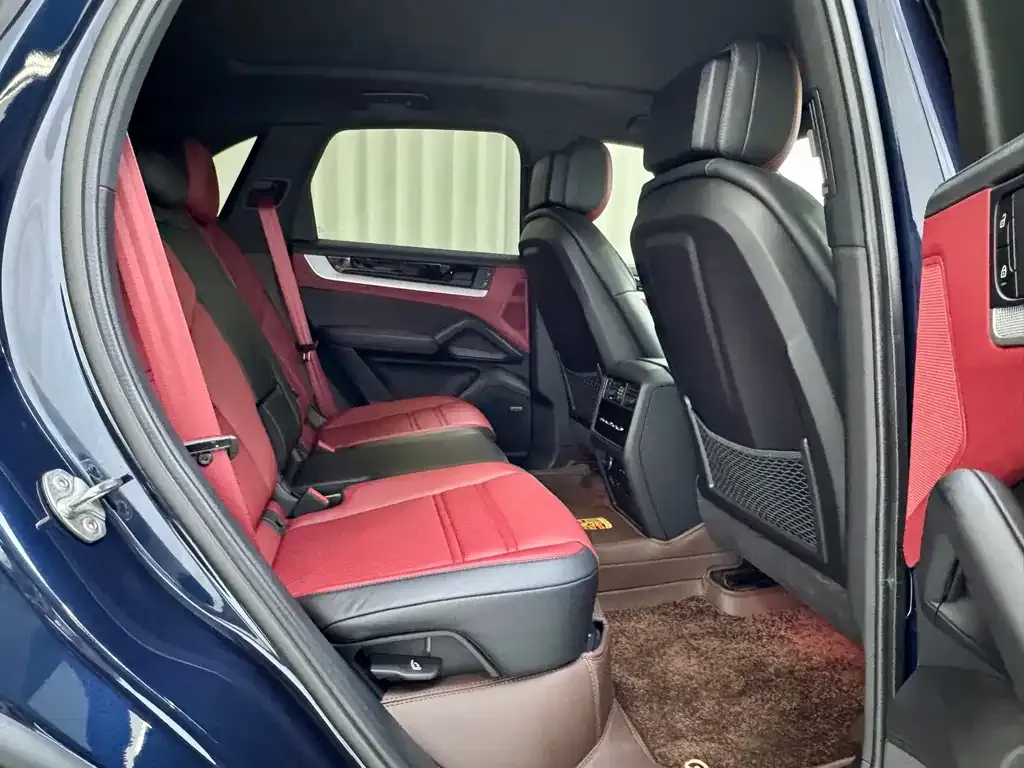 Porsche Cayenne 2024 из CN, фото 8