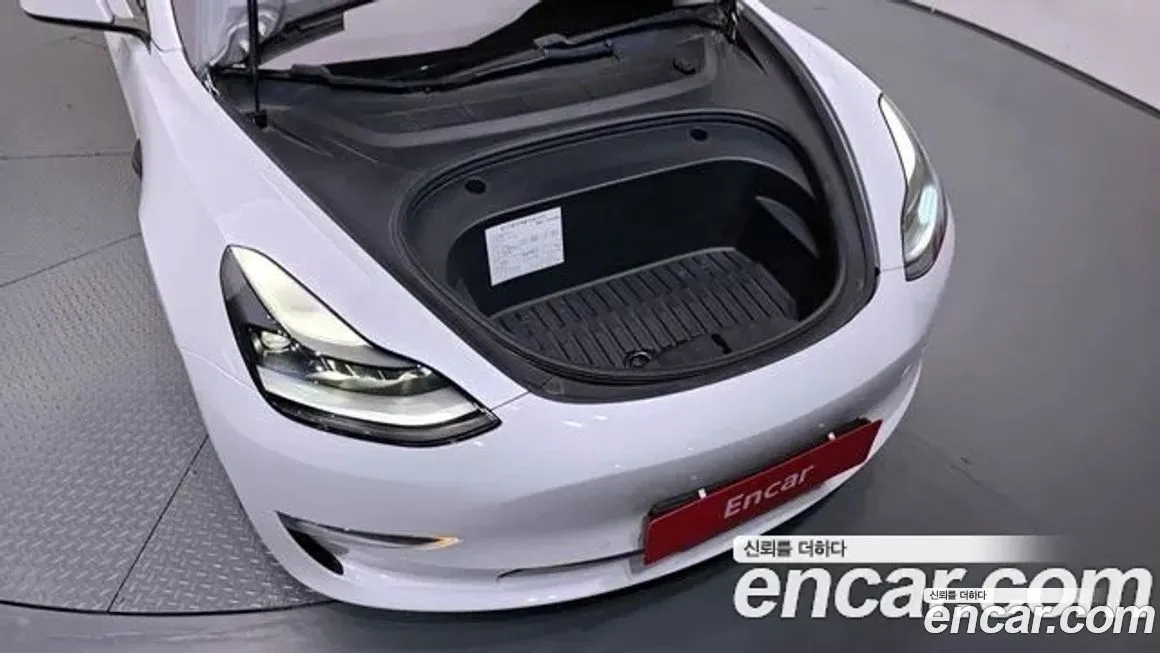 Tesla Model 3 — фото 6