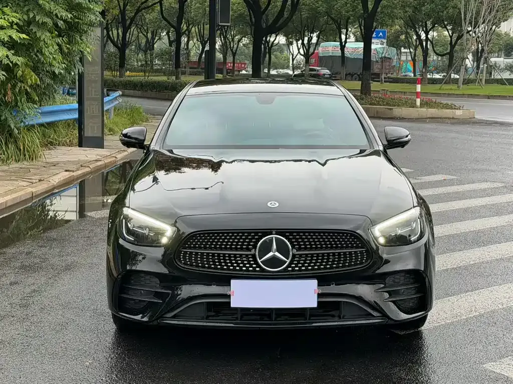 Mercedes-Benz E-Class 2022 из CN, фото 2